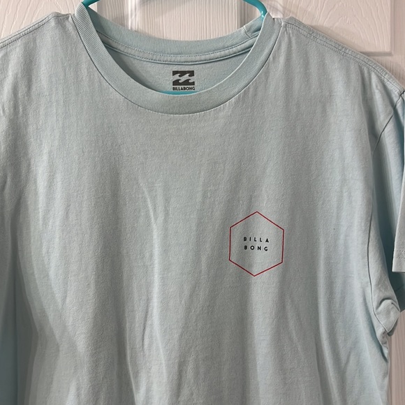 Men’s size Small Billabong Tshirt - Picture 3 of 8